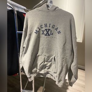 Vintage Michigan wolverines hoodie